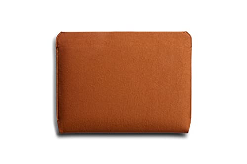 Bellroy Laptop Sleeve (Fits 14 Inch Laptop or MacBook, Slim Protective Case with Magnetic Closure) - Bronze - color: Bronze