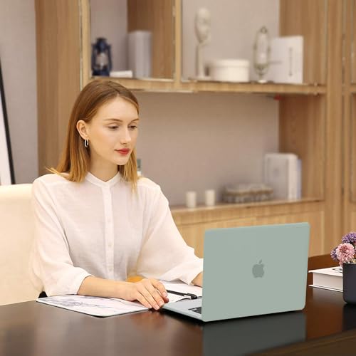 MOSISO Compatible with MacBook Air 15 inch Case M5 2026 M4 M3 M2 2025-2023 | A3448 A3241 A3114 A2941, Scratch-Resistant Protective Hard Shell Case&Keyboard Cover&ScreenFilm&Pouch, Antique Green - color: Antique Green