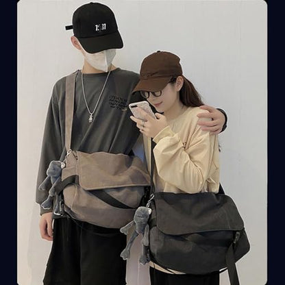 Men's canvas bag, men's and women's Japanese casual crossbody bag, men's large capacity canvas messenger bag - color: Black