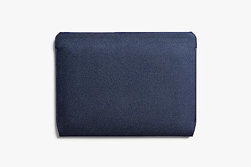 Bellroy Laptop Sleeve (Fits 14 Inch Laptop or MacBook, Slim Protective Case with Magnetic Closure) - Navy - color: Navy