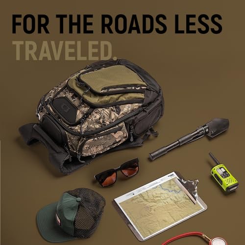 OGIO Renegade Backpack (Renegade Pro, Woodcut Polka) - color: Woodcut Polka, style: Renegade Pro