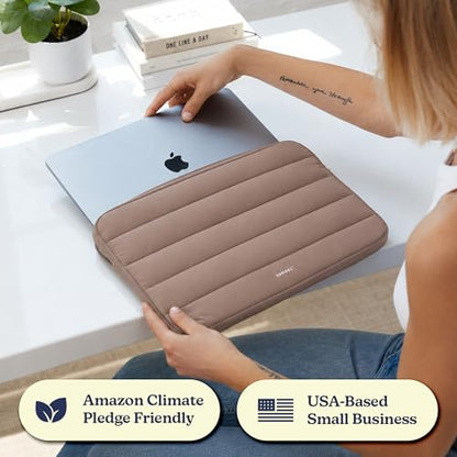 Vandel The Original Puffy Laptop Sleeve Case, 13-14 inch Laptop Sleeve Bag | Compatible with MacBook Air/Pro 13/Pro 14/iPad Pro 12.9, HP Dell ASUS Computer Case Bag Cover, Stylish Aesthetic Design - color: d. Latte, size: 13-14 Inch