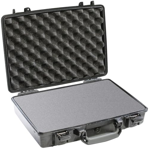 Pelican 1490 Case With Foam (Black)