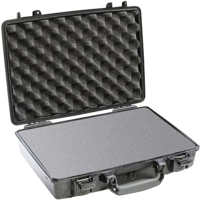 Pelican 1490 Case With Foam (Black)