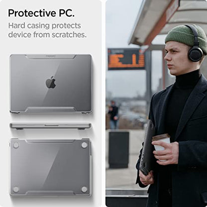 Spigen for MacBook Air 13 inch Case M5 (2026), MacBook Air 13 inch M4/M3/M2 (2025-2022), Thin Fit Transparent Protective Hard Shell Case Cover, 13.6 inch, A3449 A3240 A3113 A2681, Crystal Clear | Transparent Hard Case with Scratch Resistant Protection for