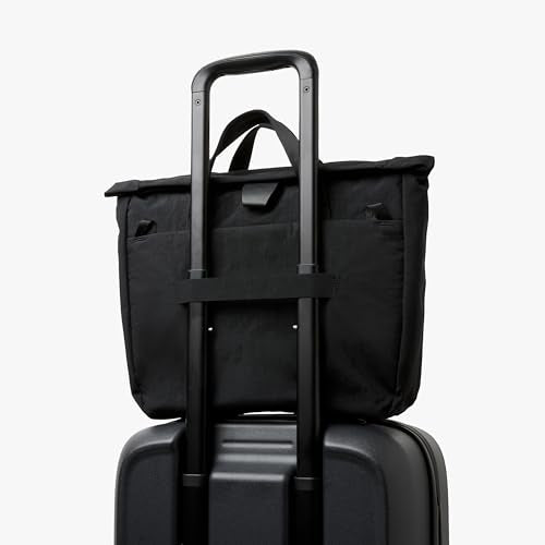 Bellroy Tokyo Messenger Bag (14” laptop bag, professional commuter briefcase) - Raven - color: Raven