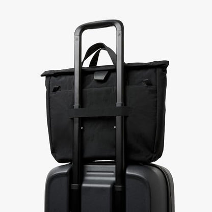 Bellroy Tokyo Messenger Bag (14” laptop bag, professional commuter briefcase) - Raven - color: Raven