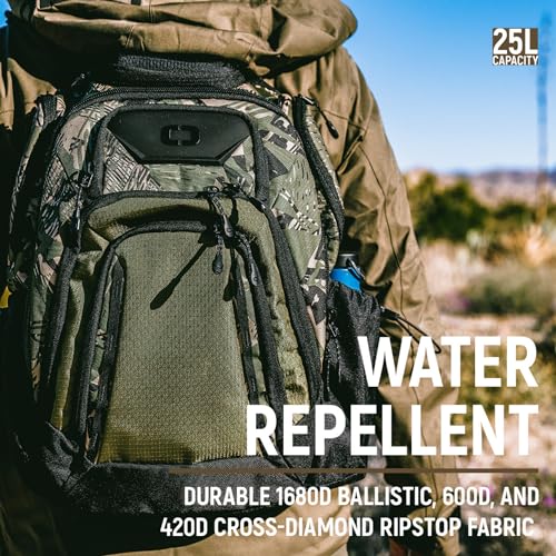 OGIO Renegade Backpack (Renegade Pro, Woodcut Polka) - color: Woodcut Polka, style: Renegade Pro