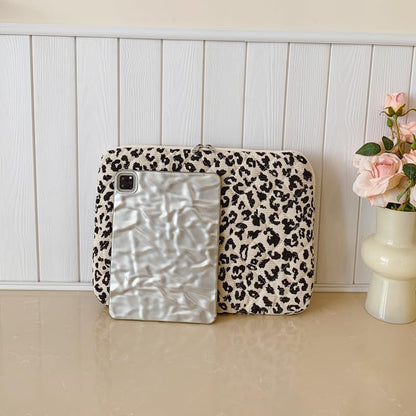 Cute Bow Puffy Laptop Sleeve 13-15 Inch Cute Quilted Laptop Protective Case Padded Bow Computer Sleeve for MacBook (Leopard Beige, 15inch) - color: Leopard Beige, size: 15inch